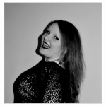 Maria Valla: svéhlavá