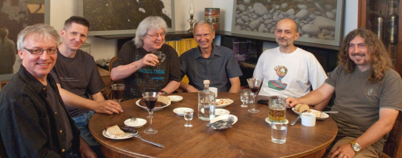 Rockové legendy Mišík s Hladíkem po roce opět rozproudí pražský Střelecký ostrov