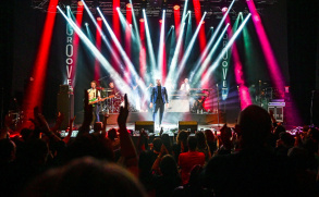 Program letošního ročníku Groove Brno je kompletní. Láká na velká jména, ale i specialitu Groove Explorer pro věrné diváky